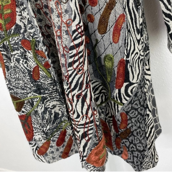 Soft Surroundings Jacket Cardigan Size L/XL Embroidered Open Front Animal Leaf - Picture 3 of 16